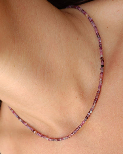 Girocollo Micro Cubetti